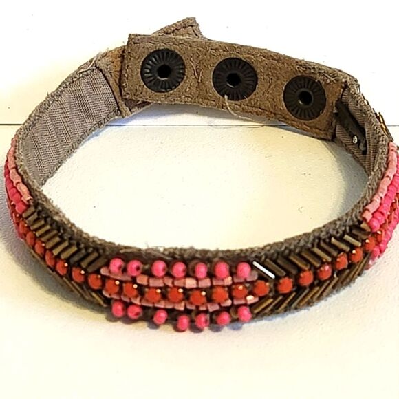 Stella & Dot Mai bracelet mixed media beaded & faux leather bracelet, 8" - Picture 1 of 6